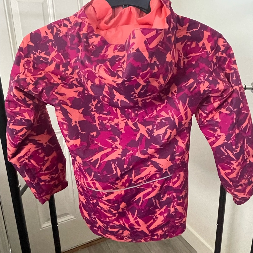 Columbia size small color, pink, and purple - Picture 2 of 3